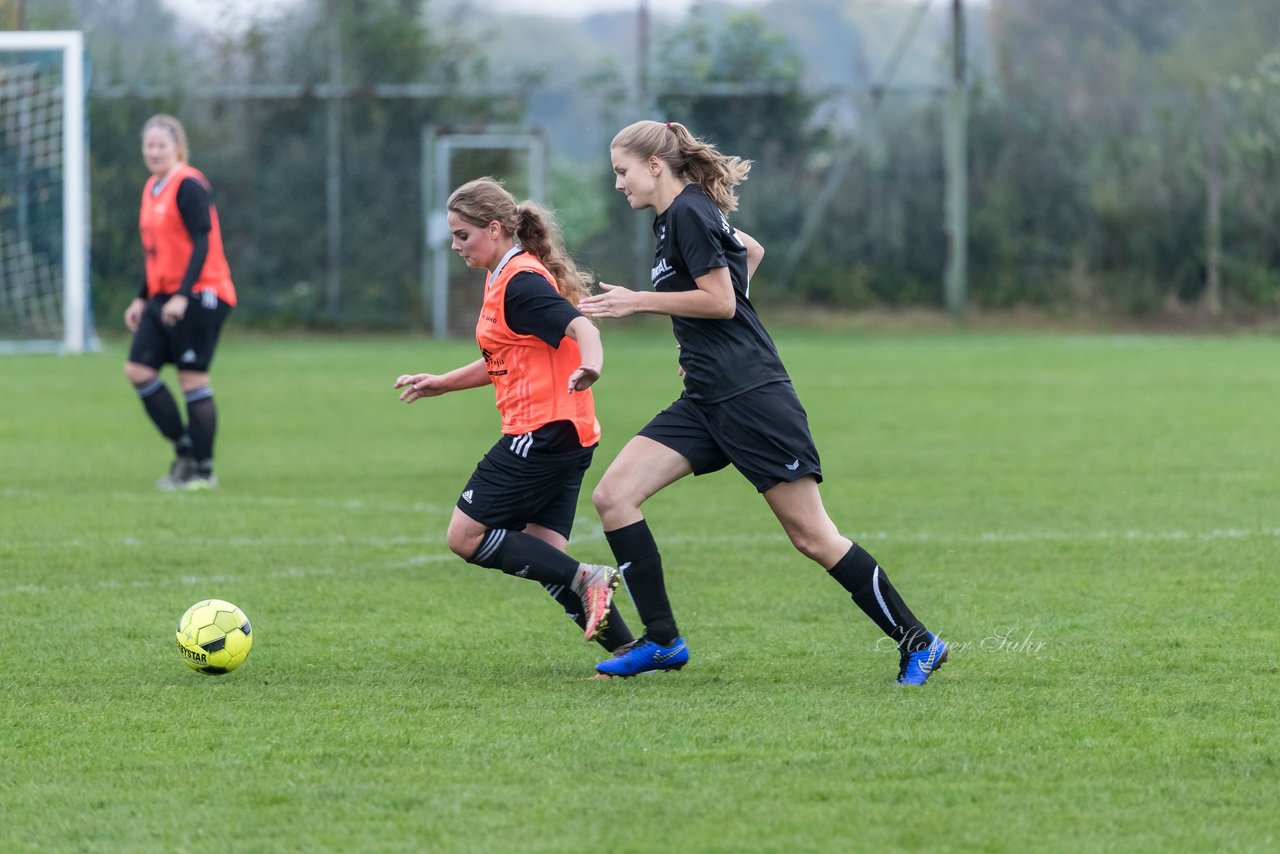 Bild 105 - Frauen TSV Wiemersdorf - VfR Horst : Ergebnis: 0:7